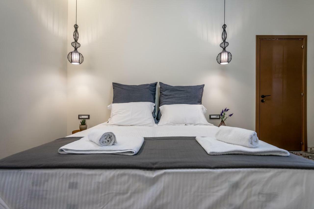 Casa Poli Suites Rhodes City Bagian luar foto