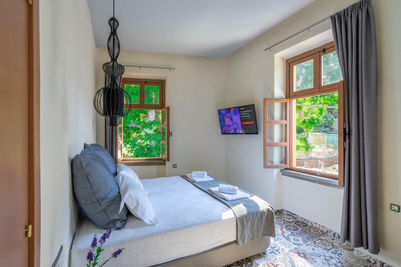 Casa Poli Suites Rhodes City Bagian luar foto